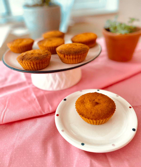 Bolinho de Cenoura | 4 Unidades
