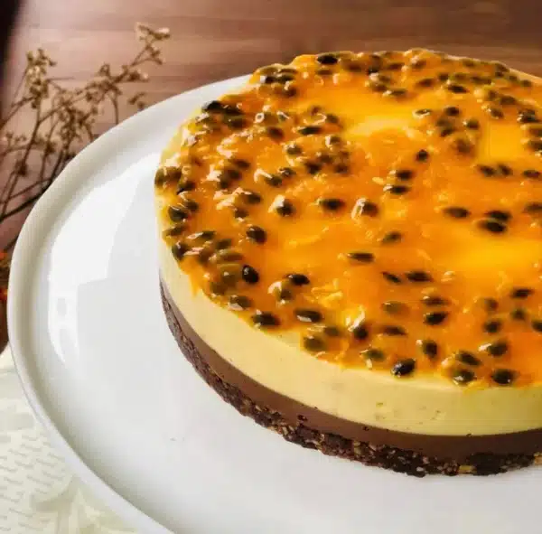 Torta Maracujá e Chocolate | 15cm de diâmetro
